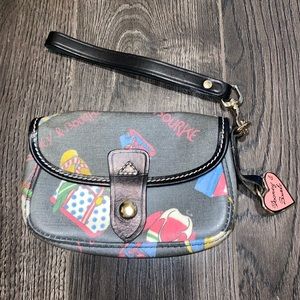 Dooney & Bourke print wristlet